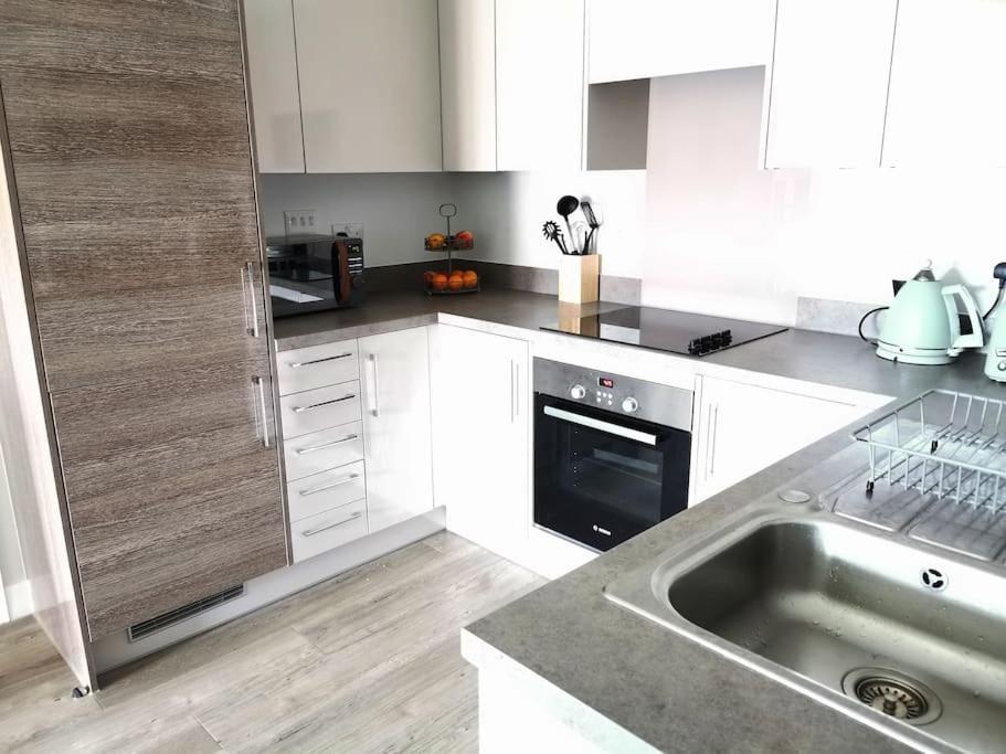 ברייטון Luxury 1 Bedroom Flat With Balcony - St Anne'S מראה חיצוני תמונה